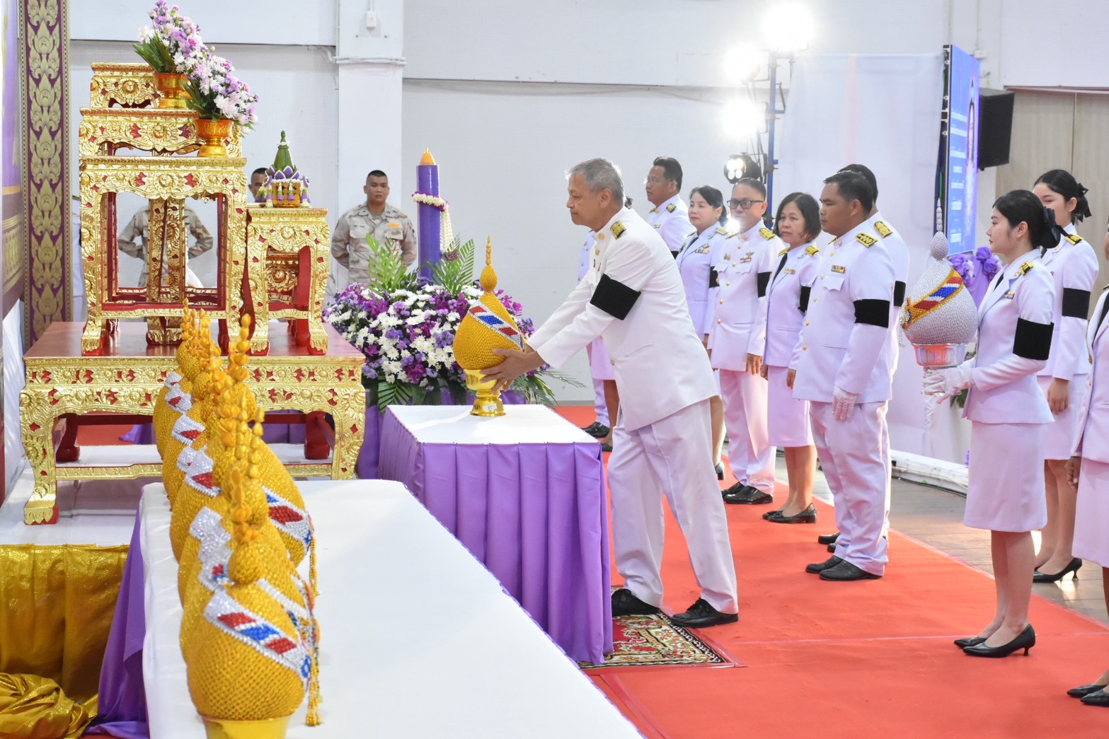 title - ส.ป.ก.อำนาจเจริญ ร่วมพิธีลงนามถวายพระพรชัยมงคล เจริญพระพุทธมนต์และทำบุญตักบาตร ถวายเป็นพระราชกุศล เนื่องในโอกาสวันเฉลิมพระชนมพรรษา สมเด็จพระนางเจ้าฯ พระบรมราชินี 